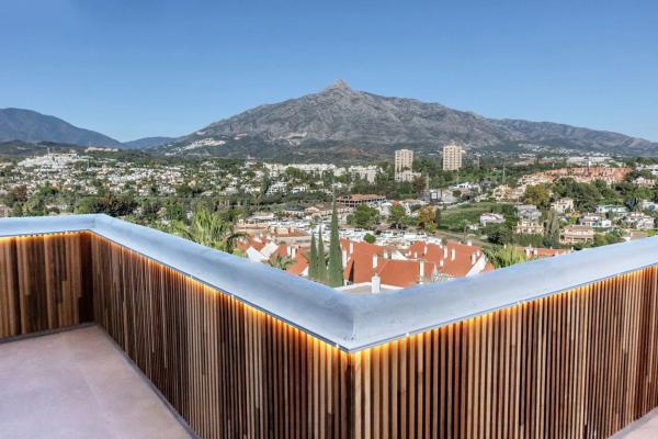 Mansarda na sprzedaż w  Barrio Nueva Andalucía, Marbella photo 2