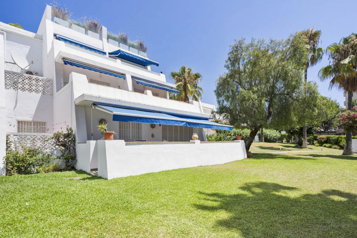 Venta de piso en Barrio Nueva Andalucía, Marbella
photo 2