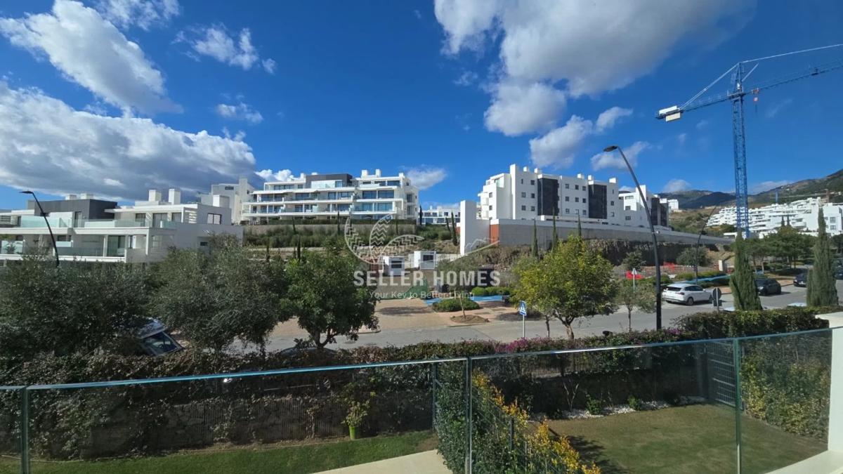 Venta de piso en AV 8 DE MARZO, Fuengirola
photo 3