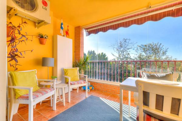 Piso en venta en Avenida los Pacos, 29, Fuengirola
thumbnail 1