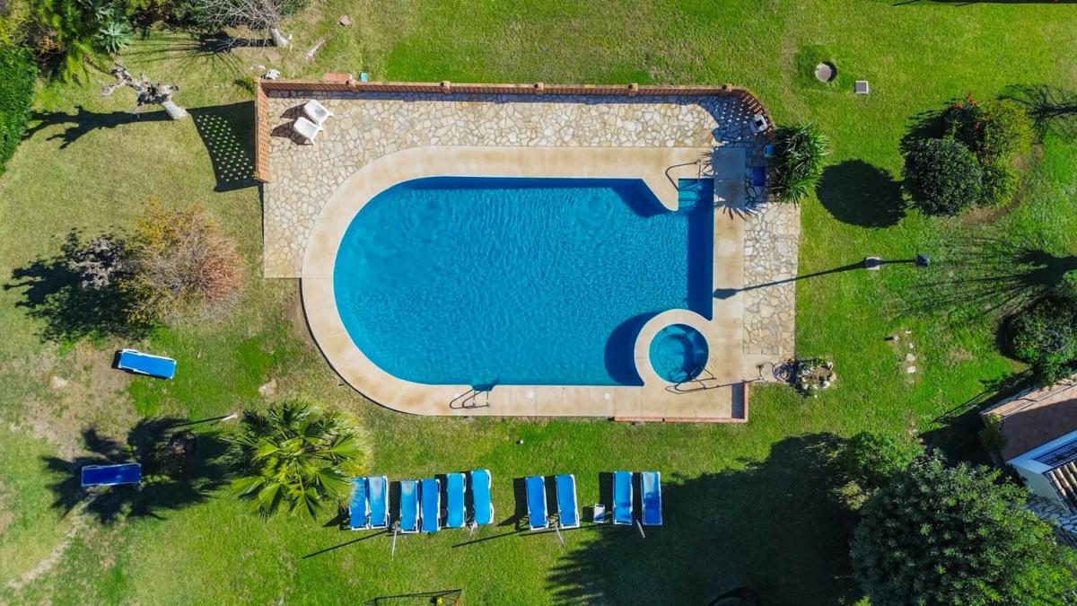 Venta de chalet independiente en CL ROMERO EL, Fuengirola
photo 2