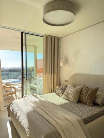 Piso en venta en Calle las Golondrinas, 62, Fuengirola
thumbnail 1