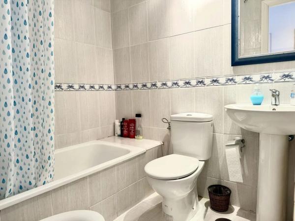 Piso en venta en Calle Río Guadalhorce, Fuengirola
photo 1