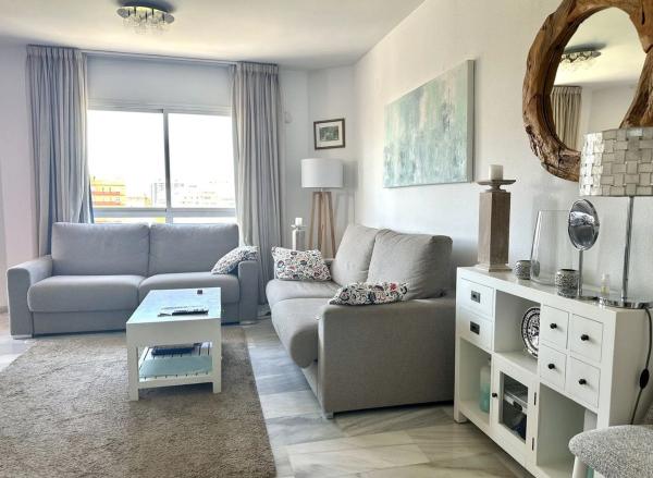 Piso en venta en Calle Río Guadalhorce, Fuengirola
thumbnail 2
