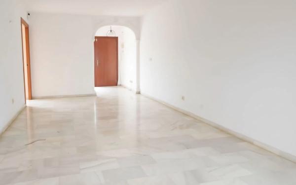 Квартира на продажу на  Centro Ciudad, Фуэнхирола photo 2