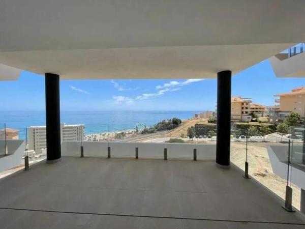 Mieszkanie na sprzedaż w  Las Gaviotas, Fuengirola photo 1