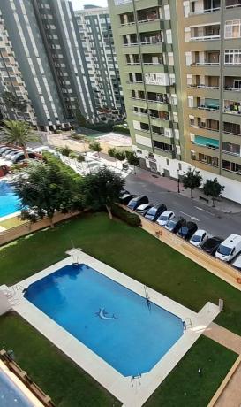 Piso en venta en Calle Santa Isabel, Fuengirola
thumbnail 2