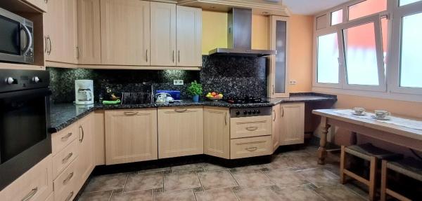Квартира на продажу на  Calle Romería del Rocío, Фуэнхирола photo 2