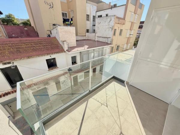 Mieszkanie na sprzedaż w Avenida Fuengirola, Fuengirola thumbnail 1