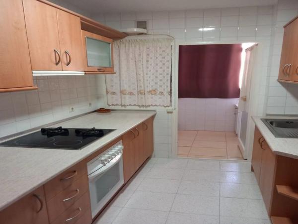 Piso en venta en Los Boliches, Fuengirola
thumbnail 2