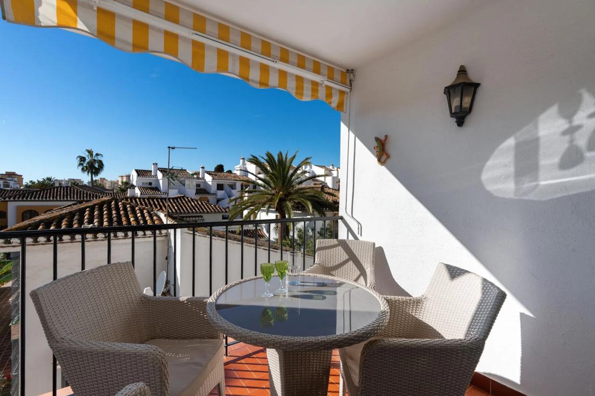Venta de piso en Calle Maestra Ángeles Aspiazu, Fuengirola
photo 1