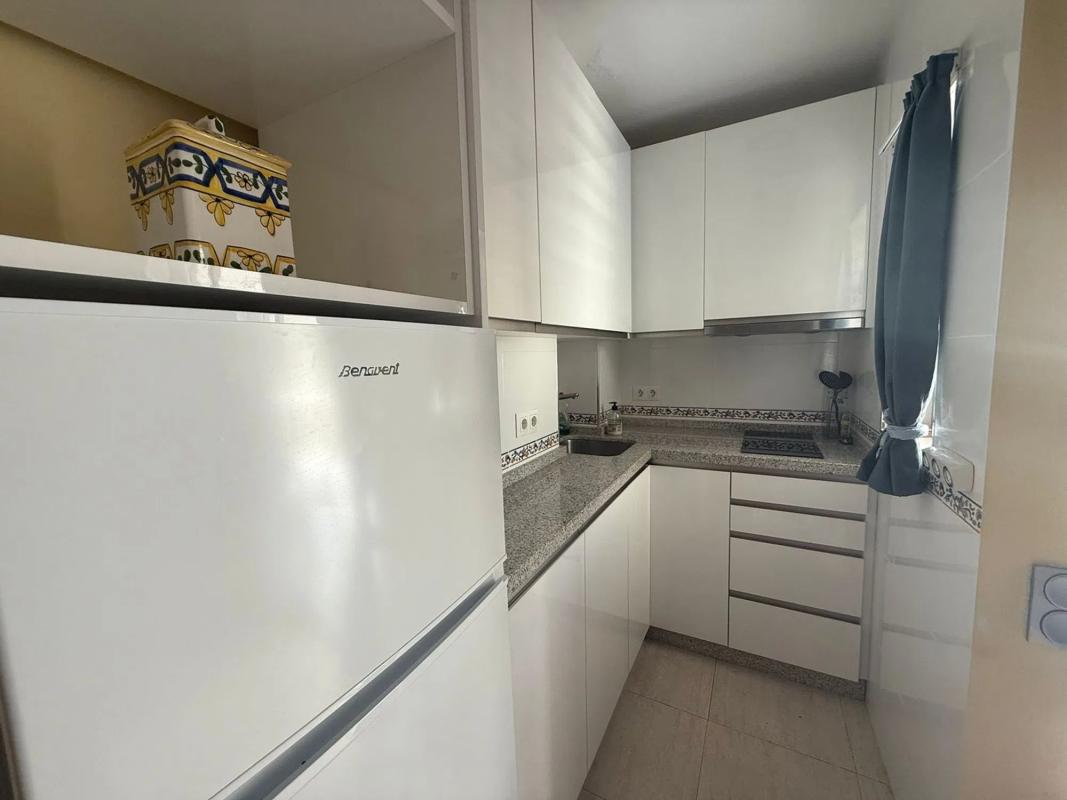 Venta de estudio en Calle Lamo de Espinosa, 10, Fuengirola photo 3
