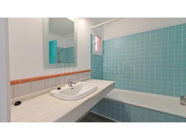 Piso en venta en Calle Granado del Higueron, 6, Fuengirola
thumbnail 1