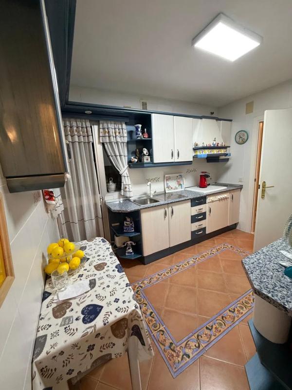 Продажа квартиры на Avenida Miramar, Фуэнхирола
photo 2