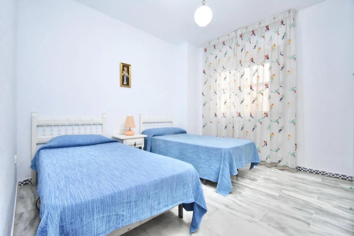 Sale of apartment in Zona Sohail, Fuengirola
photo 3