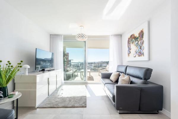 Piso en venta en El Higuerón, Fuengirola
photo 1