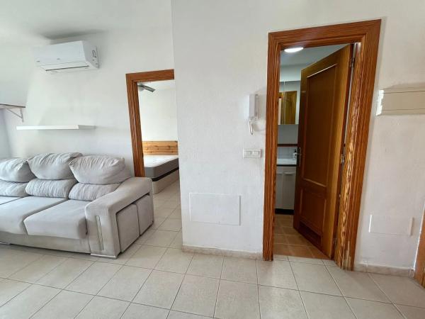 Piso en venta en Calle Granado del Higueron, 2, Fuengirola
thumbnail 2