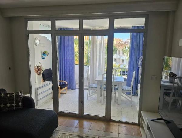 Mieszkanie na sprzedaż w  CL DE LA CANTERA, Fuengirola photo 4