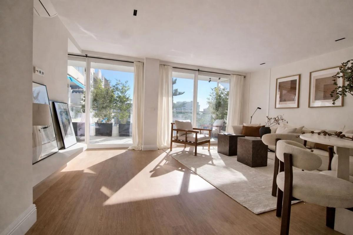 Venta de piso en Calle Maestra Ángeles Aspiazu, 5, Fuengirola
photo 3