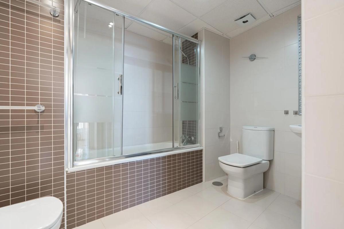Venta de duplex en Calle Reina Victoria Eugenia, Fuengirola photo 5