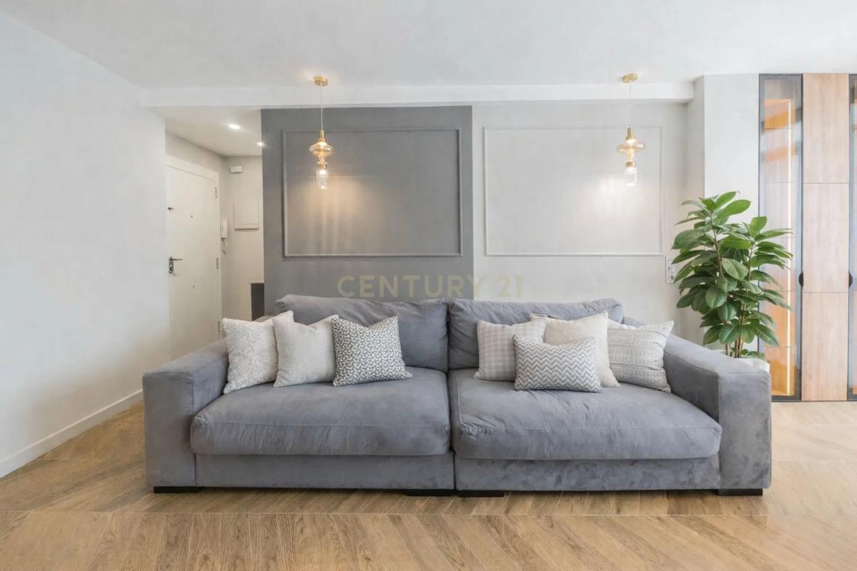 Sale of apartment in Calle Elías Ramos, 1, Fuengirola
 photo 2