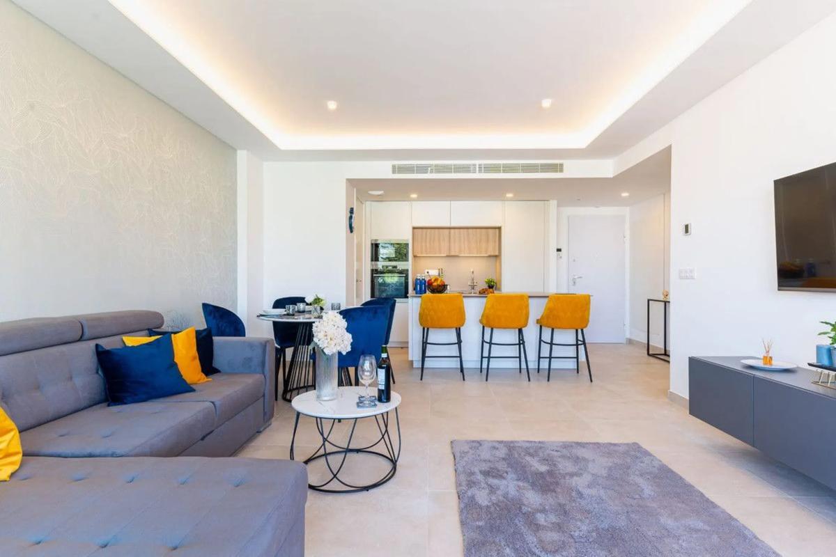Продажа квартиры на Calle Méndez Núñez, Фуэнхирола
photo 3