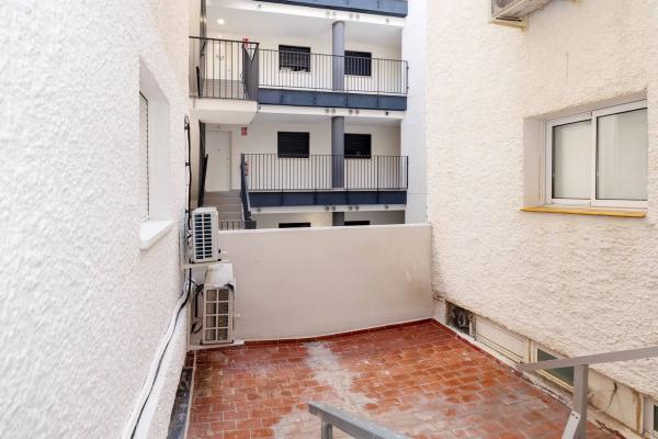 Mieszkanie na sprzedaż w  Calle Antonio Rubio Torres, Fuengirola photo 4