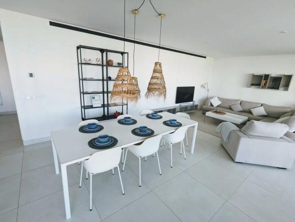 Piso en venta en El Higuerón, Fuengirola
thumbnail 1