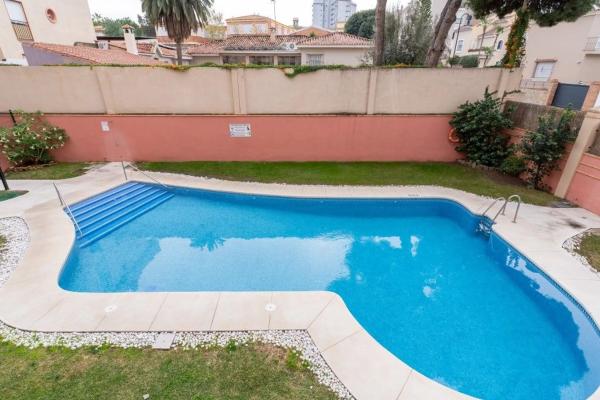 Piso en venta en Zona Puerto Deportivo, Fuengirola
photo 1