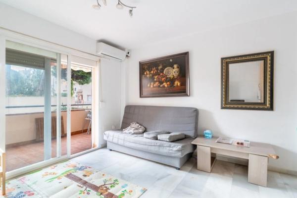 Piso en venta en Zona Puerto Deportivo, Fuengirola
thumbnail 1