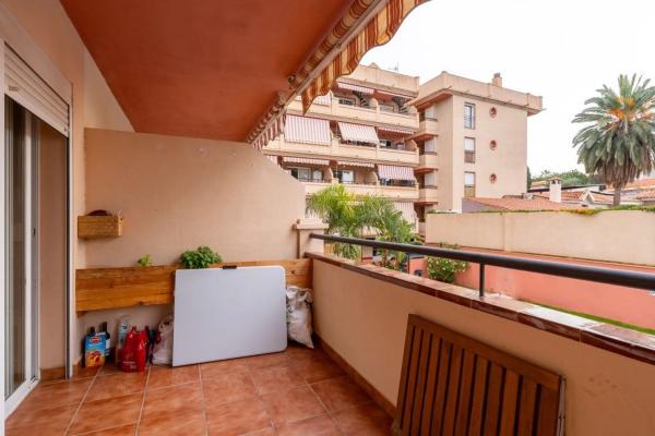 Piso en venta en Zona Puerto Deportivo, Fuengirola
thumbnail 2