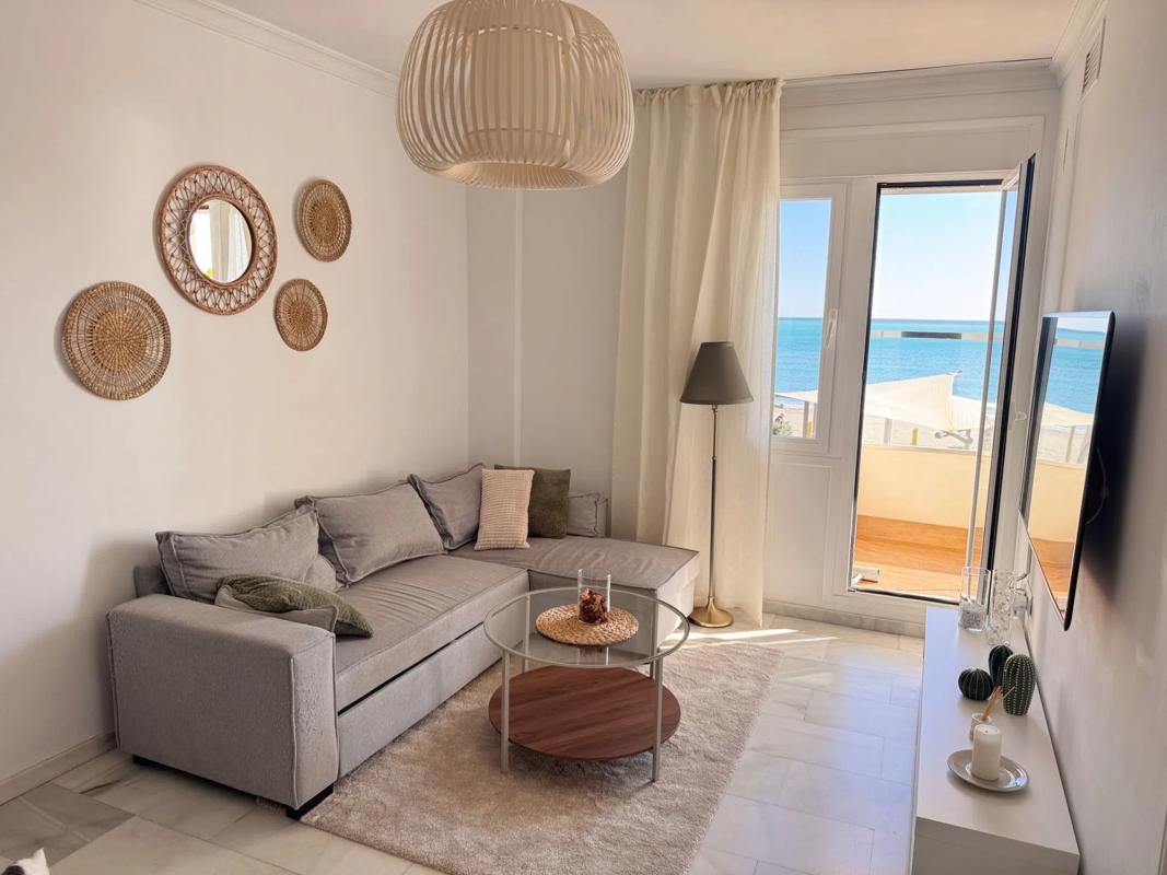 Продажа квартиры на Paseo Marítimo Rey de España, 160, Фуэнхирола
photo 2