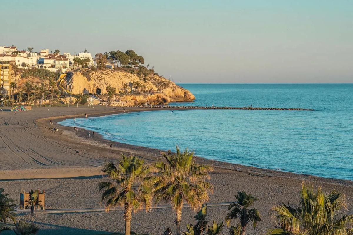Sprzedaż mieszkania w Calle Álvarez Quintero, Fuengirola
 photo 3