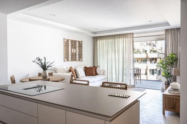 Квартира на продажу на  Calle Méndez Núñez, Фуэнхирола photo 2