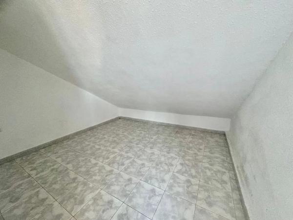 Четырехквартирный дом на продажу на  Calle Monaguillo s/n , Фуэнхирола photo 2