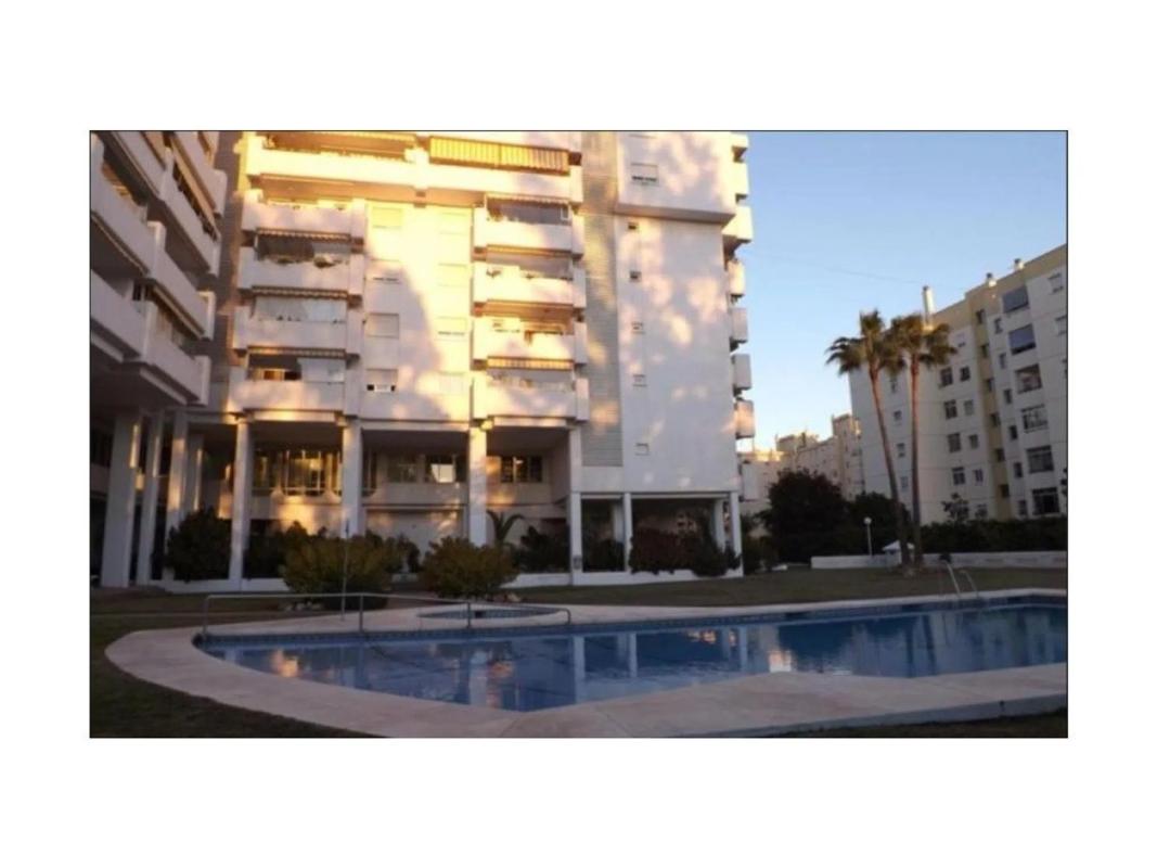 Sprzedaż niezależnego domku jednorodzinnego w Camino Condesa, 15, Fuengirola photo 5