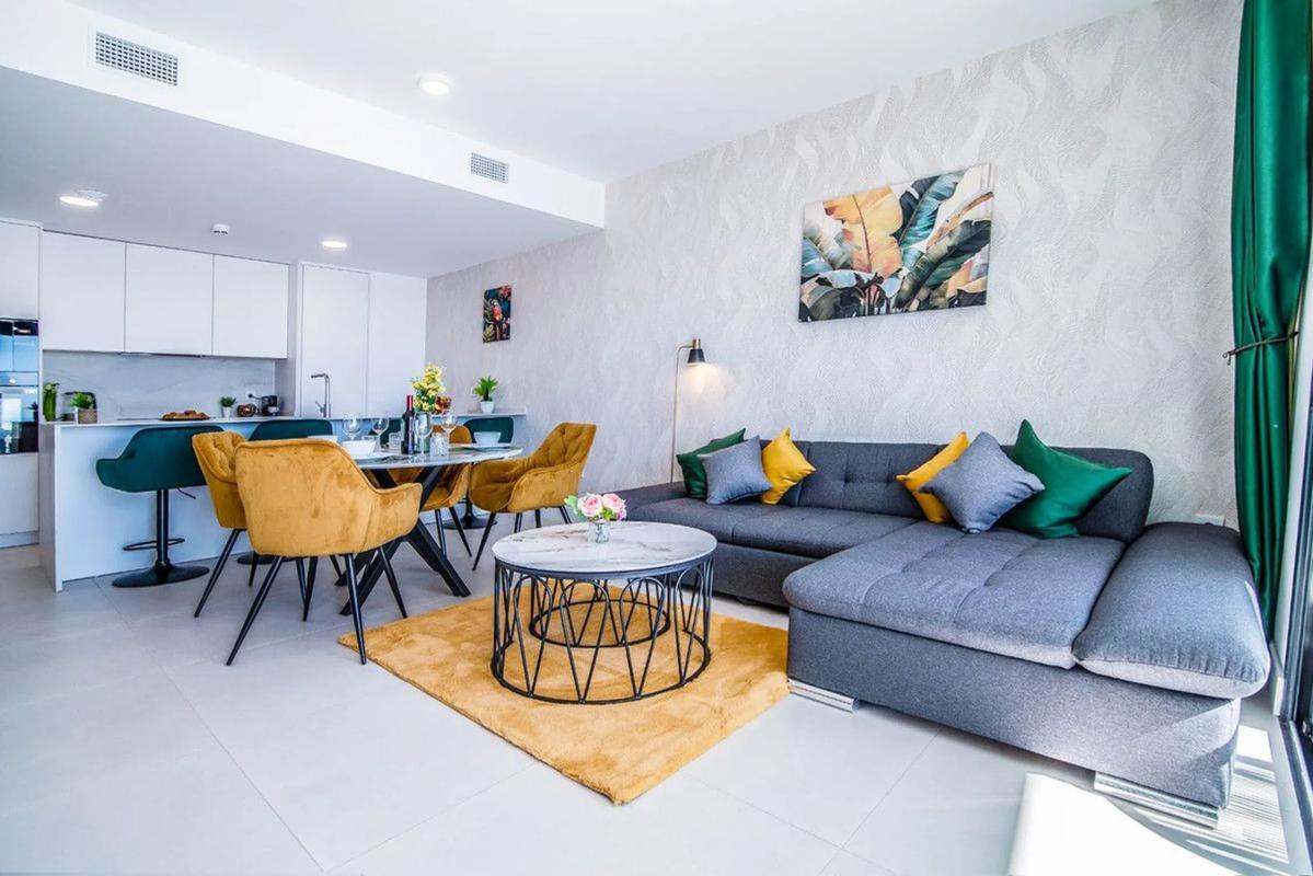 Venta de piso en El Higuerón, Fuengirola
photo 1