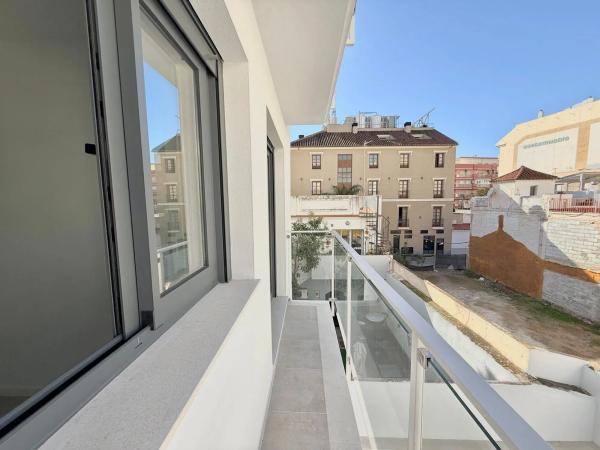 Piso en venta en Calle San Antonio s/n, Fuengirola
 photo 2