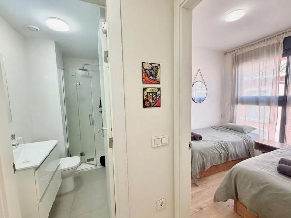 Piso en venta en Calle Tolox s/n, Fuengirola
thumbnail 1