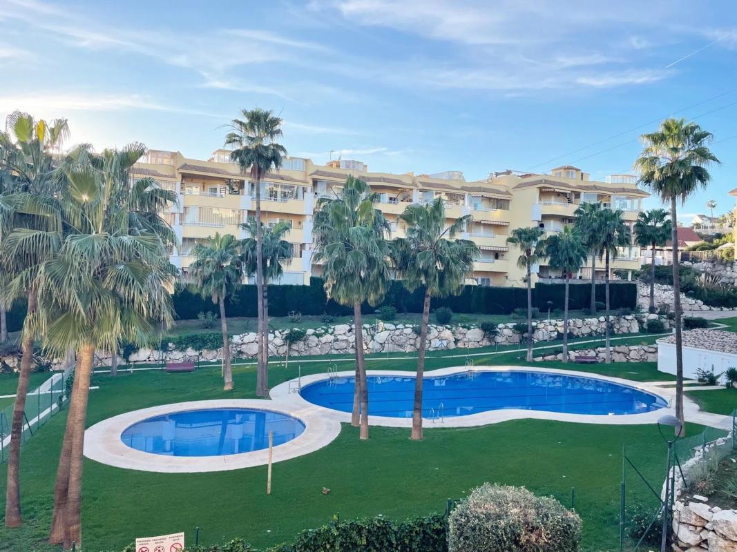 Sale of apartment in Torreblanca del Sol, Fuengirola
photo 1