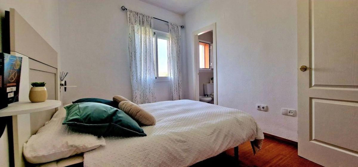 Продажа дуплекса на Calle Algarrobos, Фуэнхирола photo 2