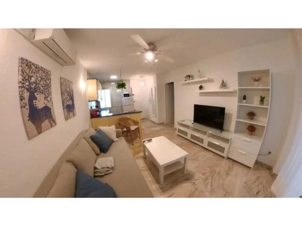 Apartment for sale in Avenida Nuestro Padre Jesús Cautivo, 46, Fuengirola thumbnail 2