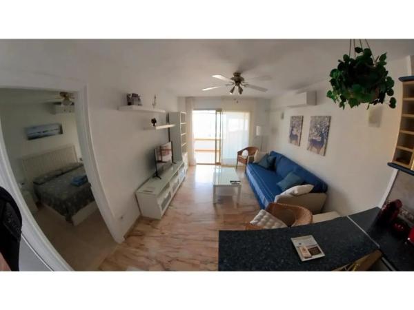 Apartment for sale in  Avenida Nuestro Padre Jesús Cautivo, 46, Fuengirola photo 4