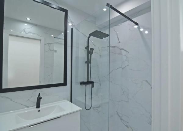 Piso en venta en CL ANTONIO RUBIO TORRES, 13, Fuengirola
 photo 4