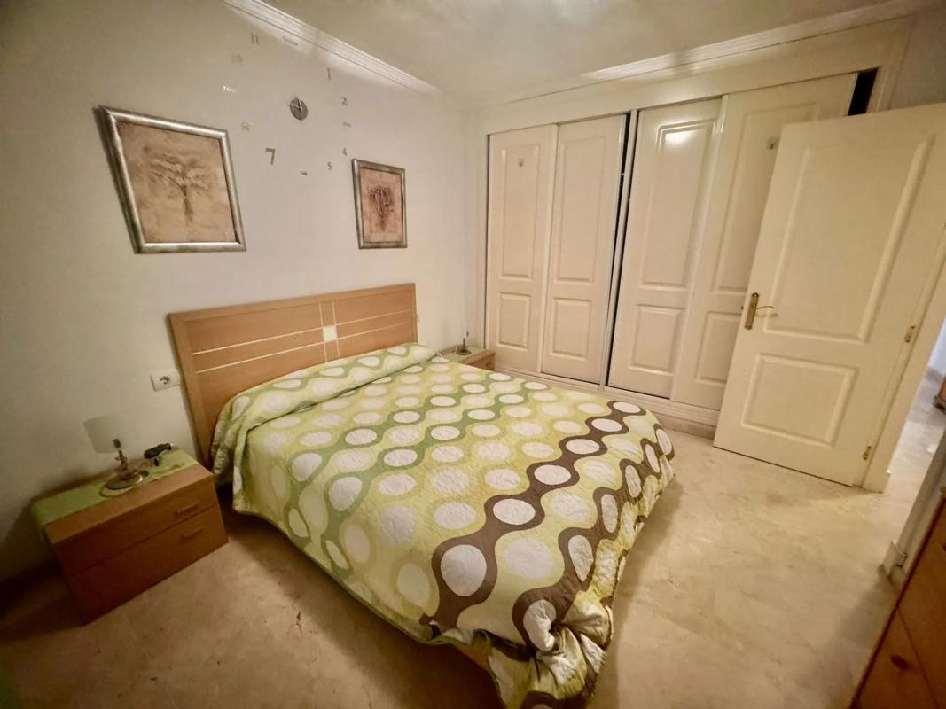 Sale of apartment in Calle Narciso, Fuengirola
 photo 2
