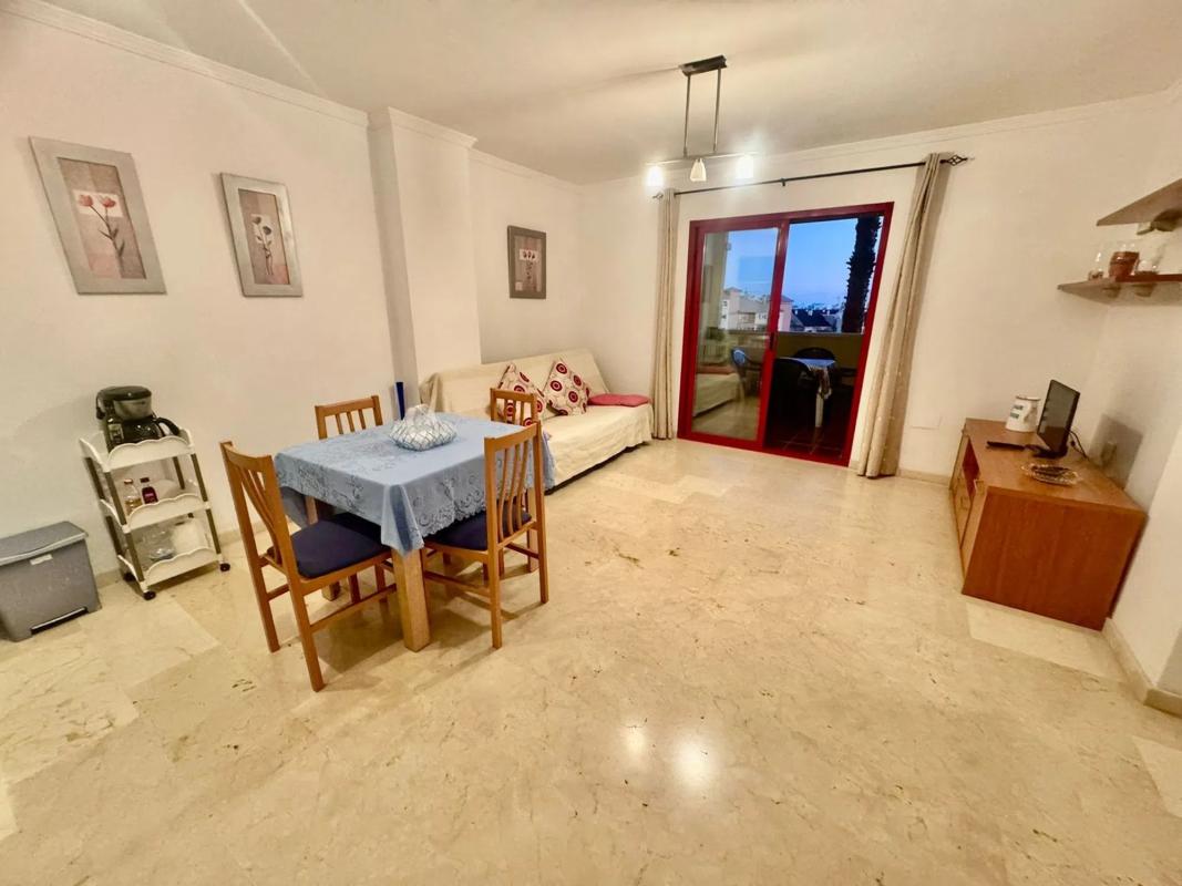 Sale of apartment in Calle Narciso, Fuengirola
 photo 3