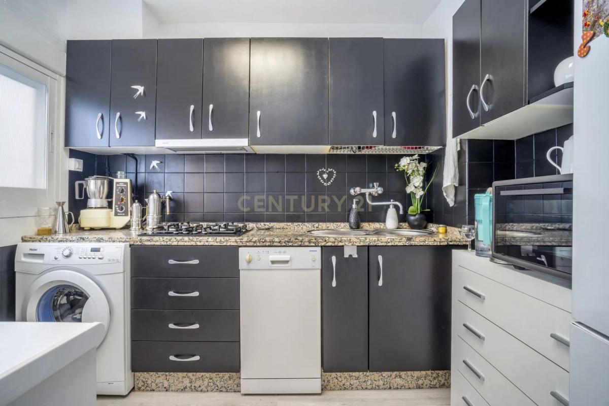 Продажа квартиры на Calle Valle Inclán, 11, Фуэнхирола
 photo 4