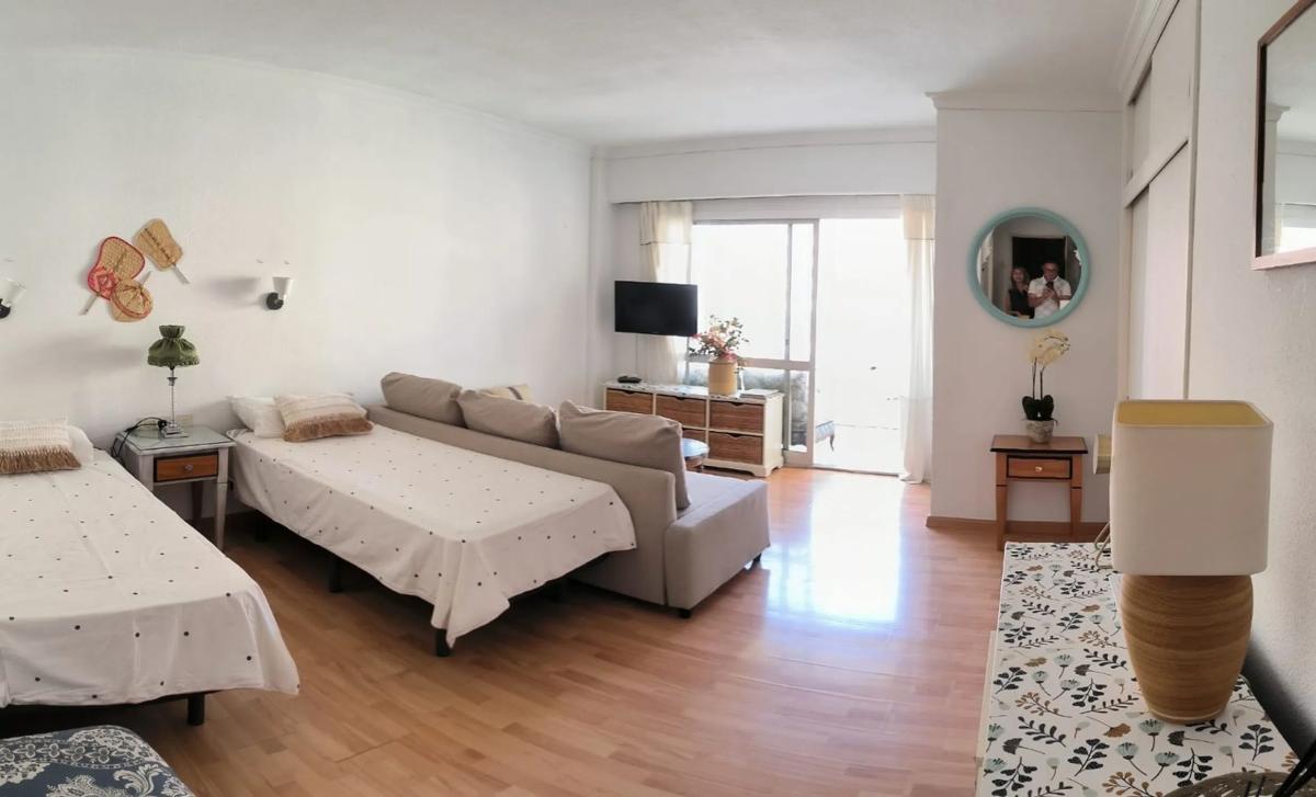 Venta de estudio en Calle Lamo de Espinosa, 10, Fuengirola photo 2