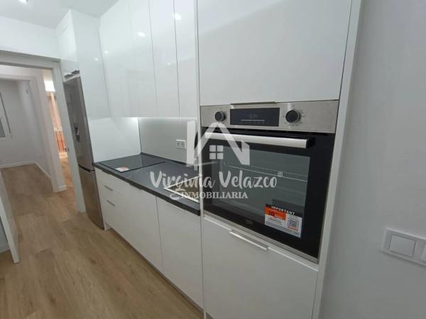 Piso en venta en Calle Antonio Rubio Torres, Fuengirola
 photo 4