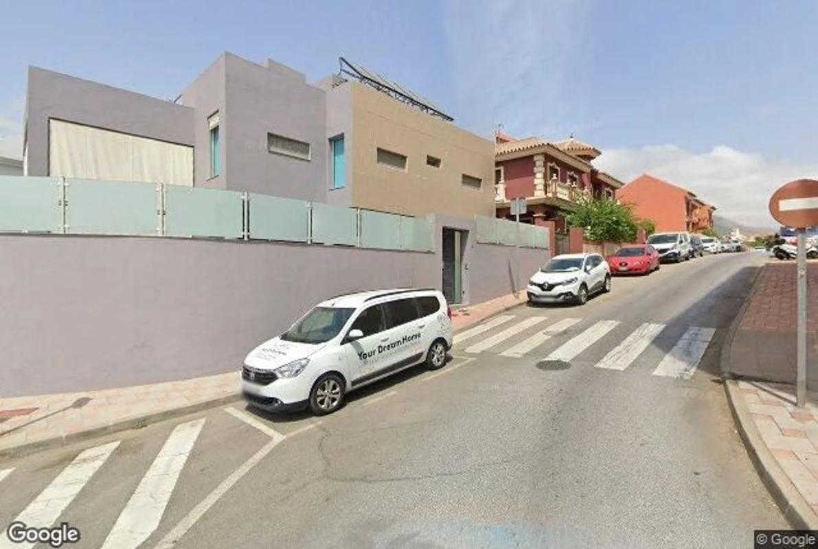 Venta de chalet adosado en Calle los Almendros , Fuengirola photo 2